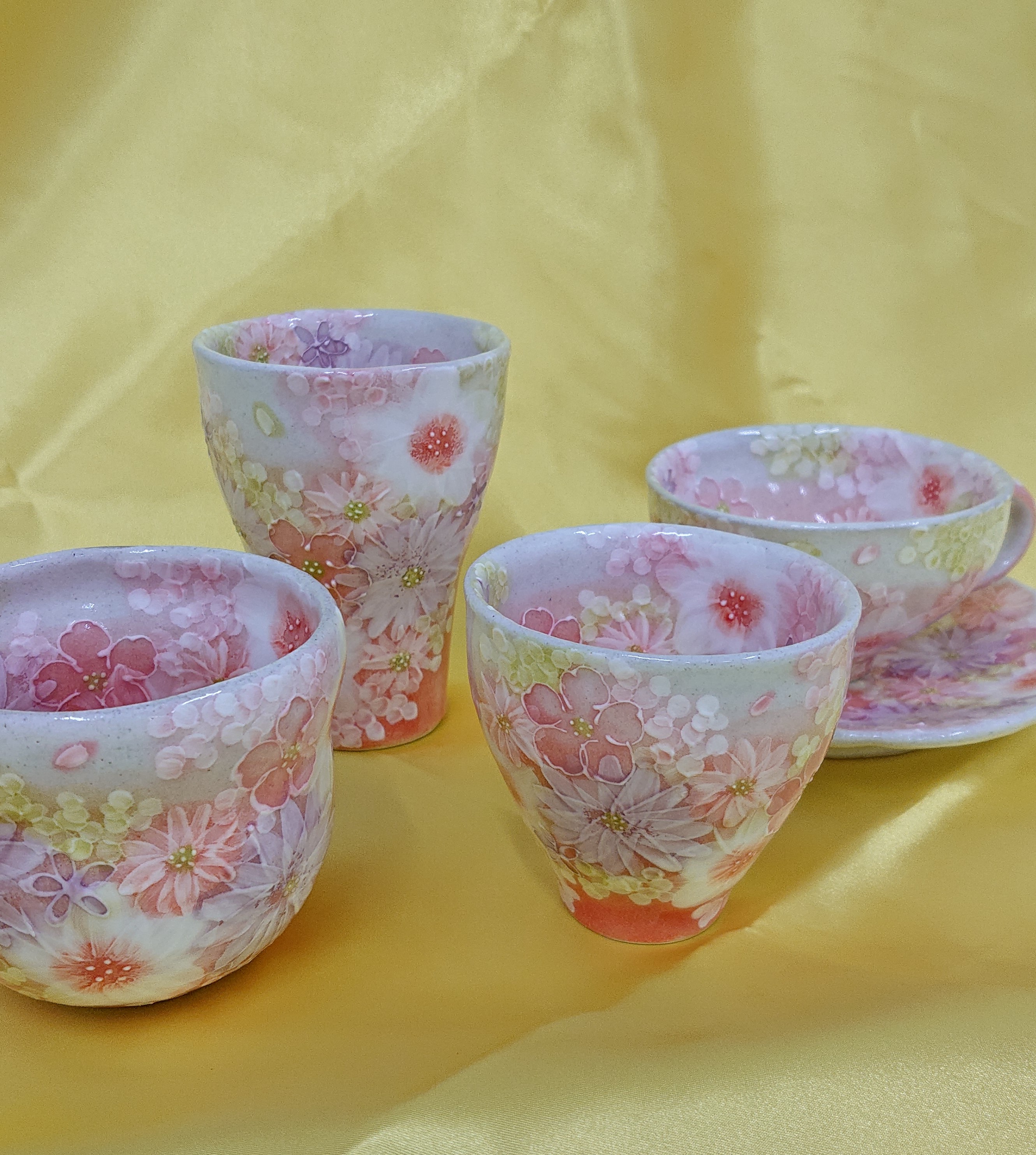 工房ゆずりは平安雅花マグカップバレンタインの贈り物におすすめ