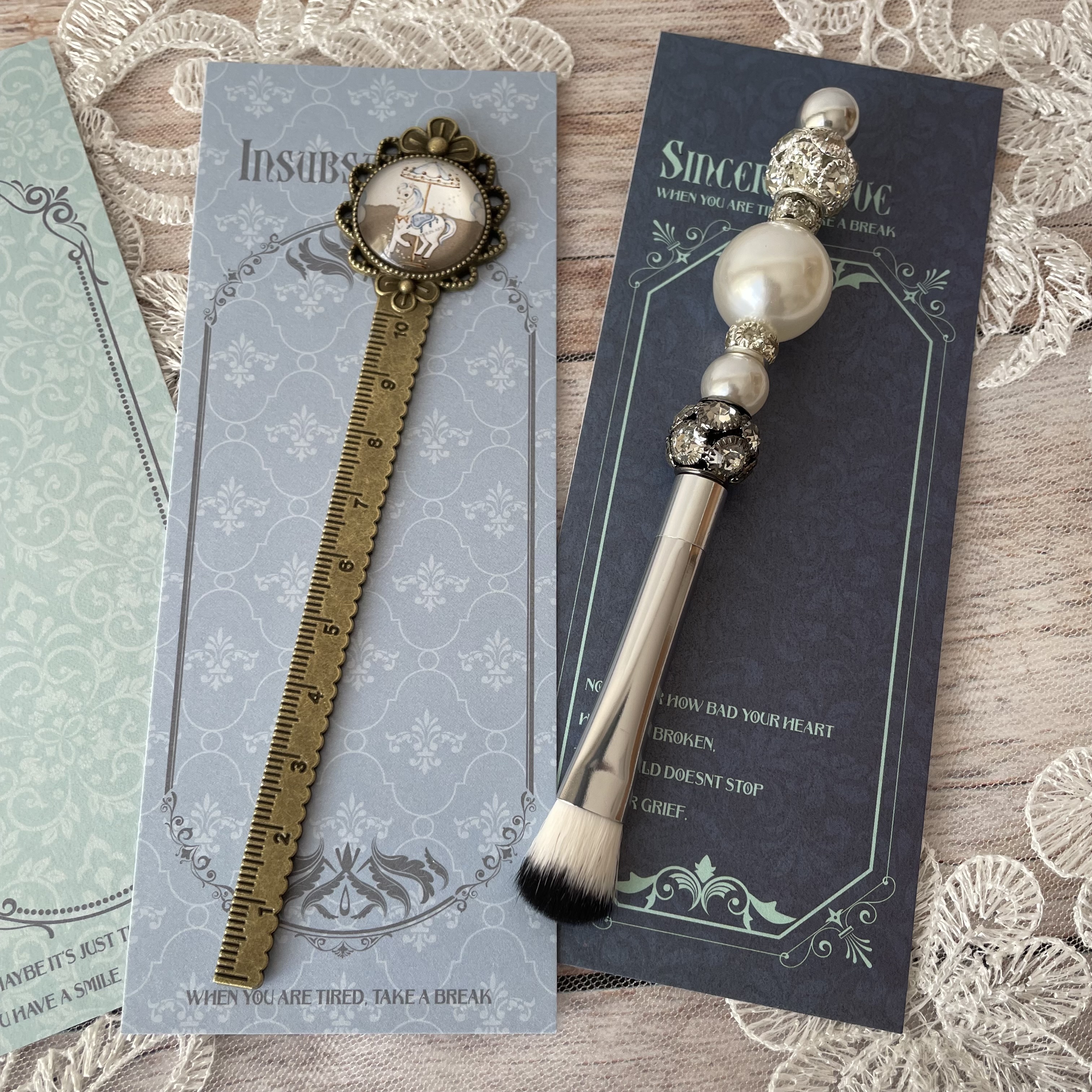 台紙に使えるデザインペーパー再入荷しました