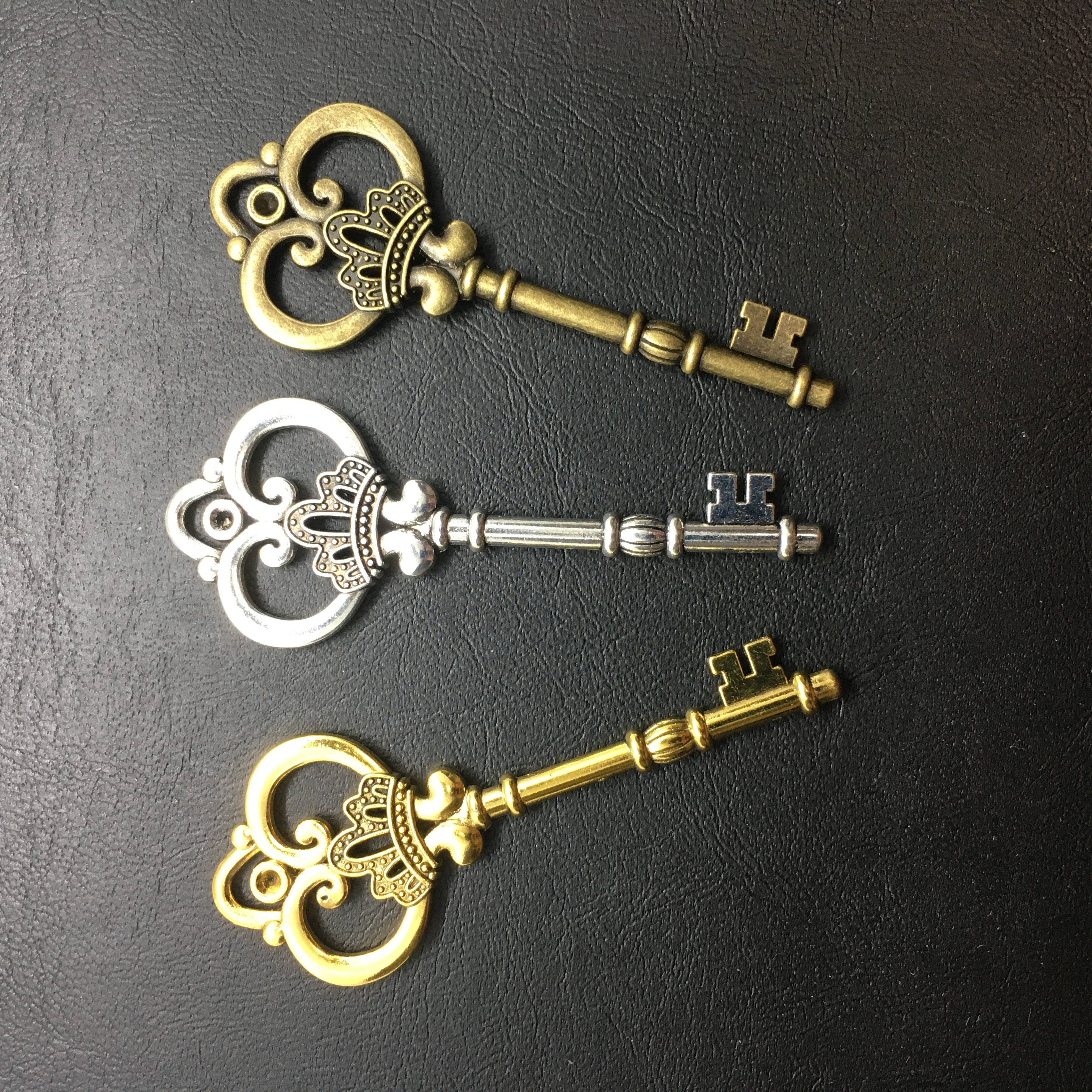 冒険の鍵チャーム販売開始しました