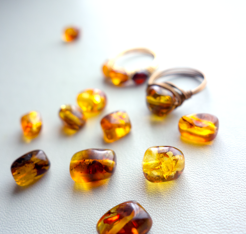 地球の長い歴史とロマン ― (琥珀)*バルティックアンバーとは...