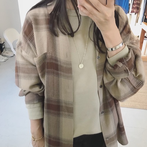 JANE SMITH・SILVERのロングネックレス