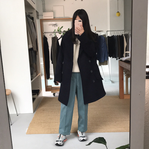 SCYEのコート、パンツとBATONERニット