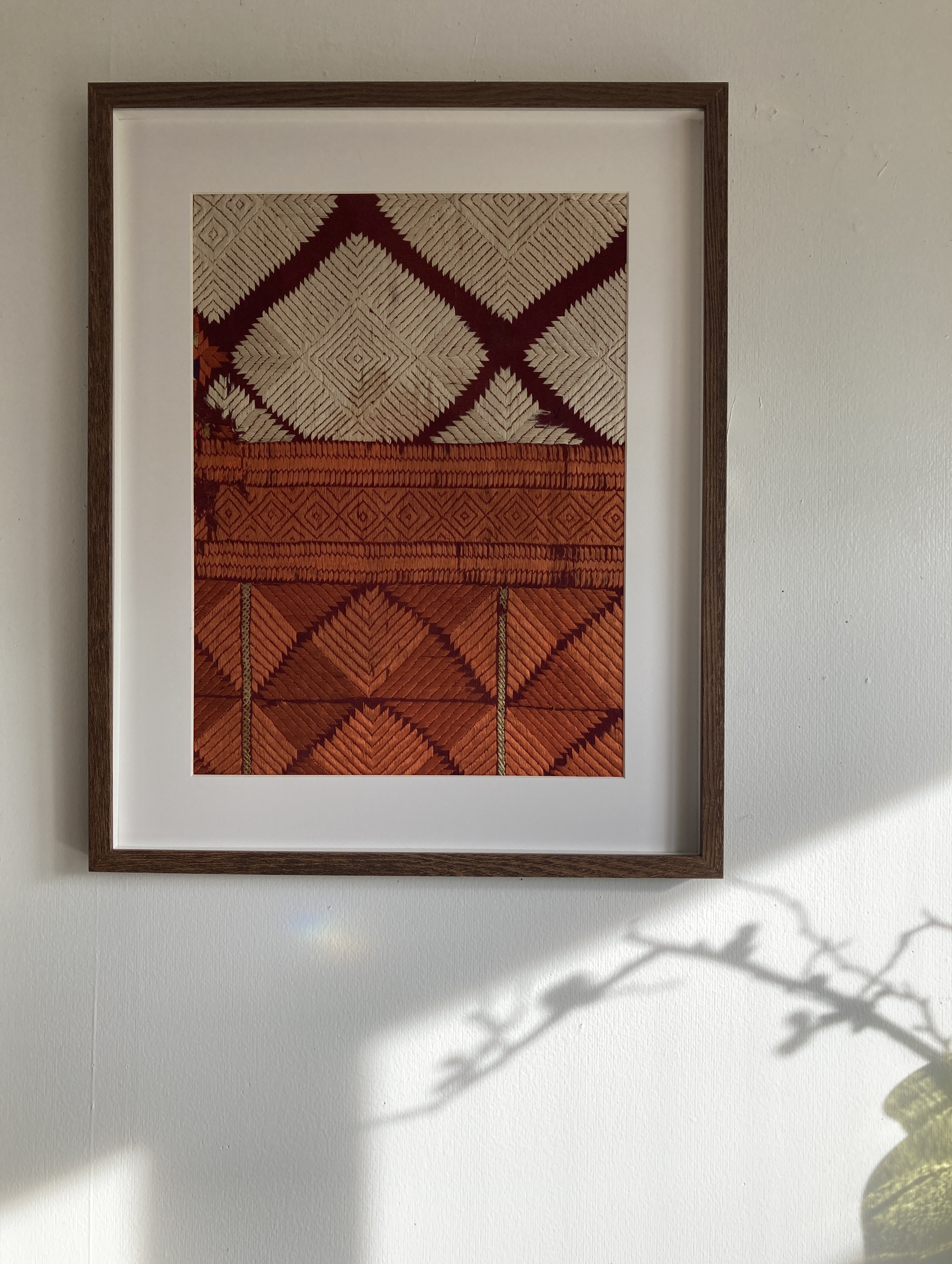 ● - フルカリ額装 - (花の刺繍) ／ B - 4  40×50cm