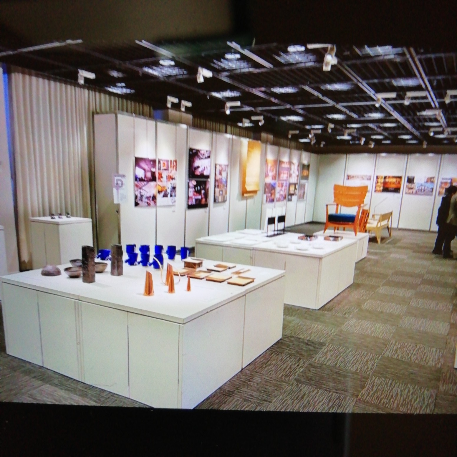 石川県デザイン展に出展しております（20日迄）