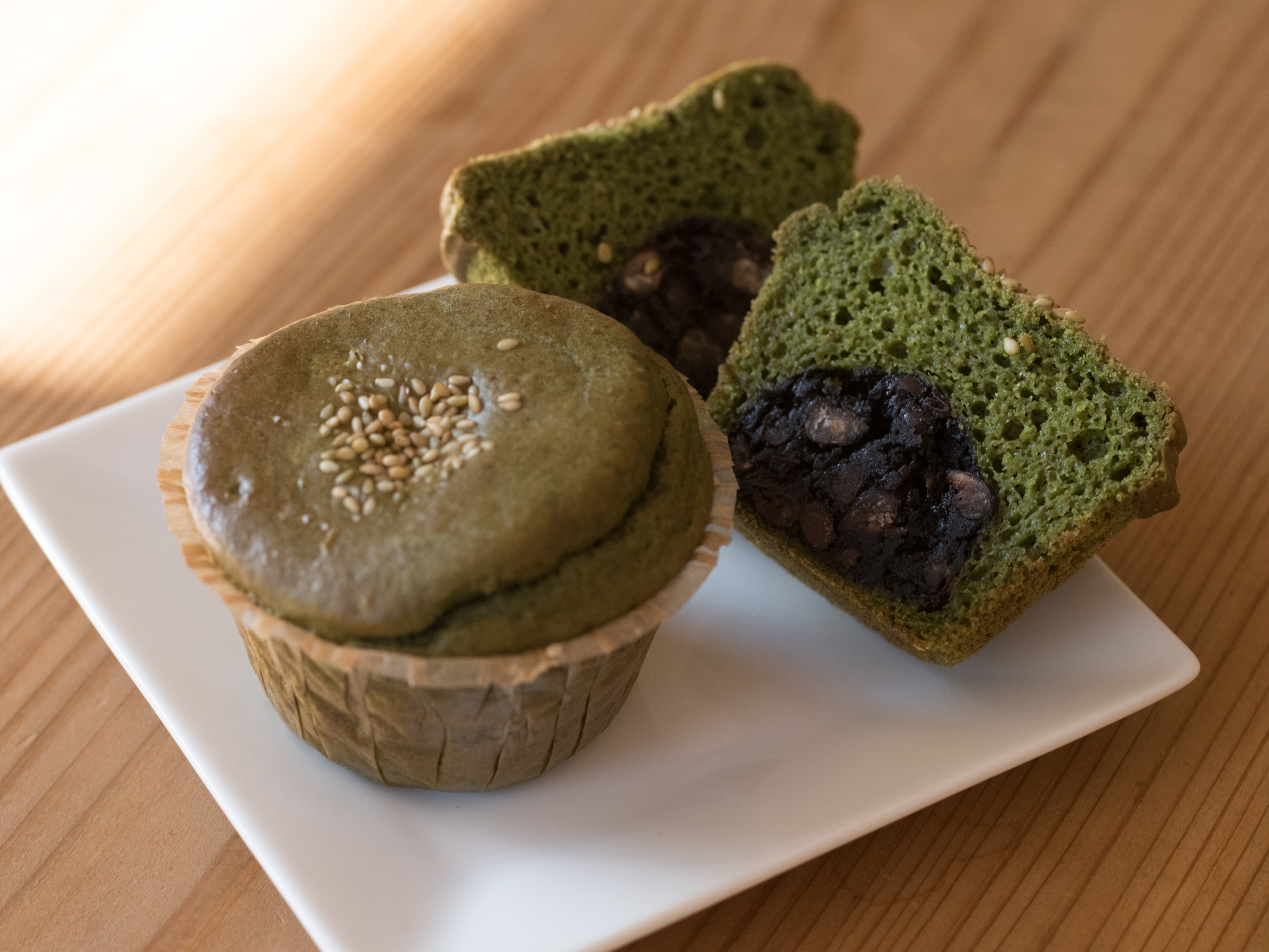 【米粉のマフィンのご紹介】季節限定！抹茶黒ごまあんこマフィン