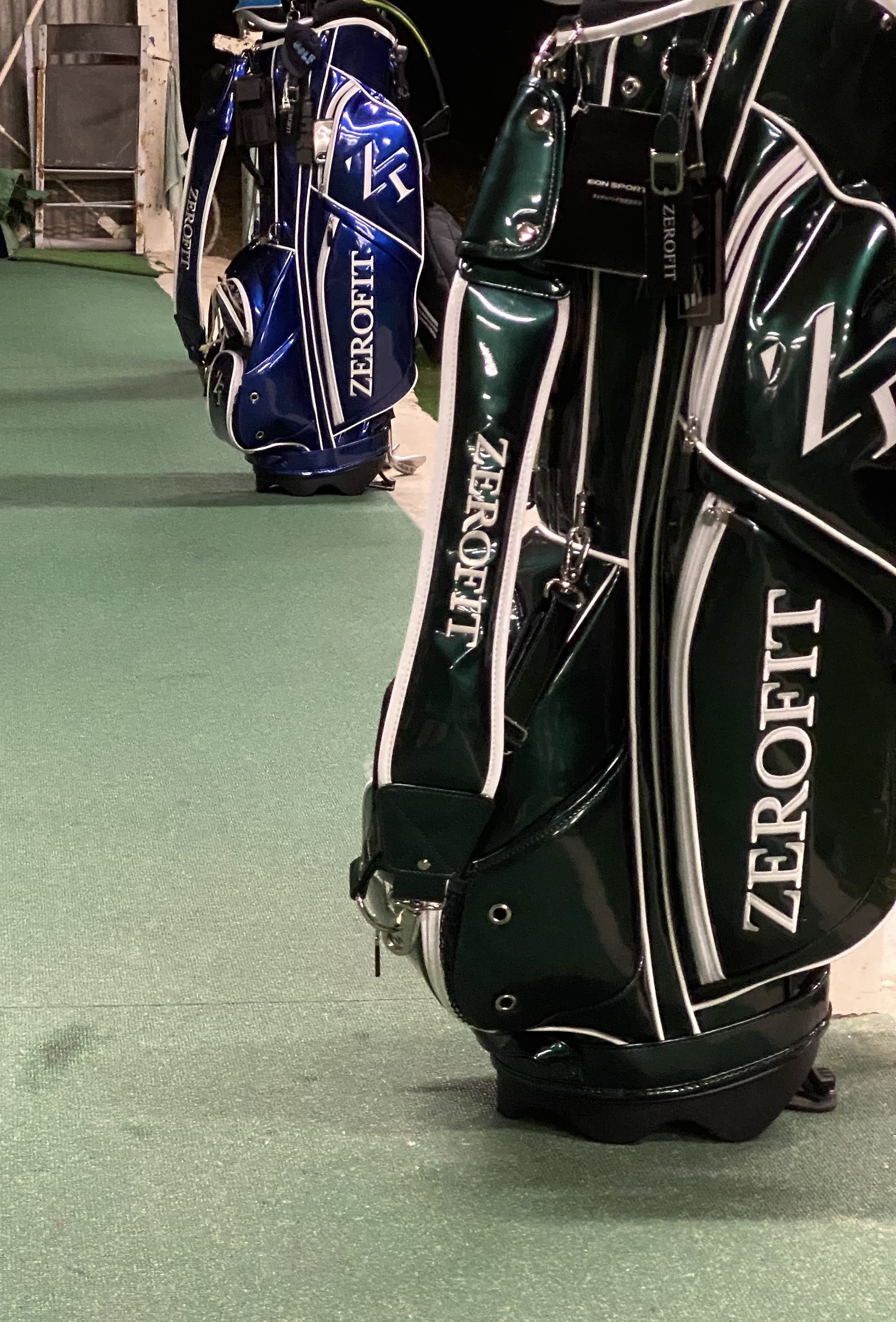ZEROFITキャディーバッグ