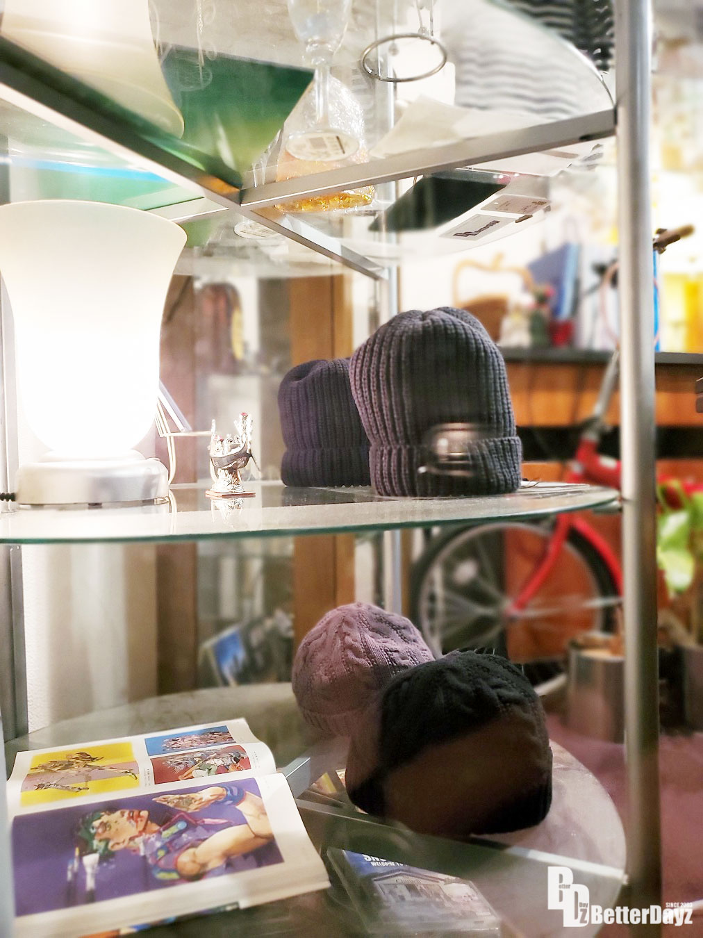 まだ「今」を温めていたい、3月のニットキャップ。