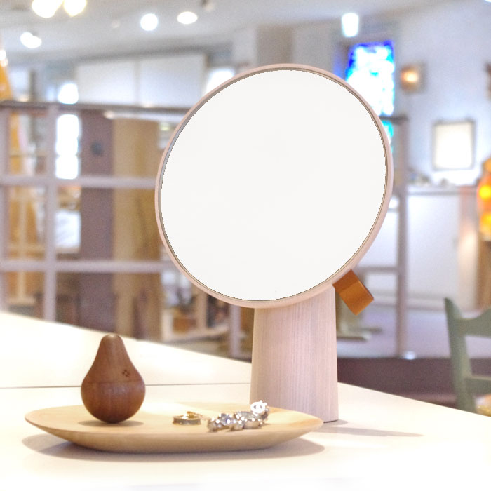 球体マグネットで、角度や向きが自由に✨