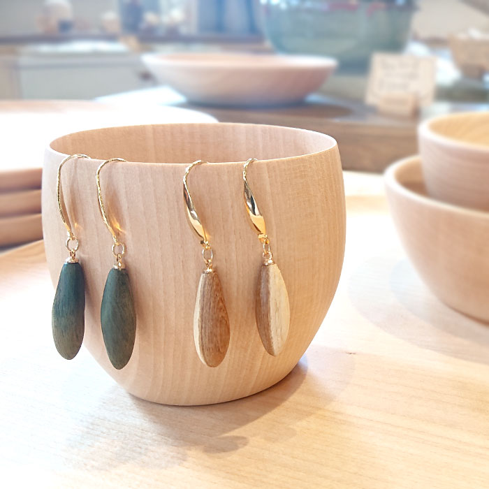 シンプルでかわいいピアスが入荷しました✨
