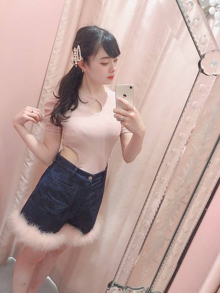 【staff】話題の新作レオタードリブトップス🩱♡♡ yuzu