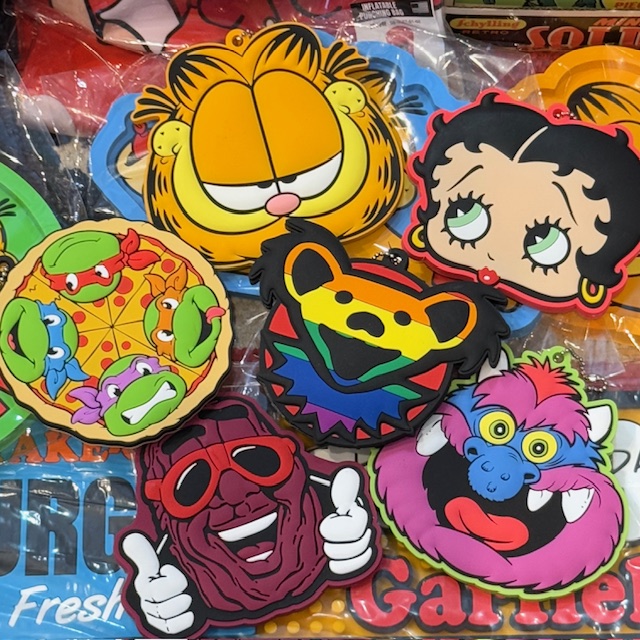 ミラーになるキャラクターキーホルダー★