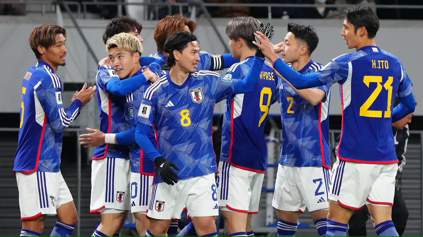 サッカー日本代表を応援しよう！