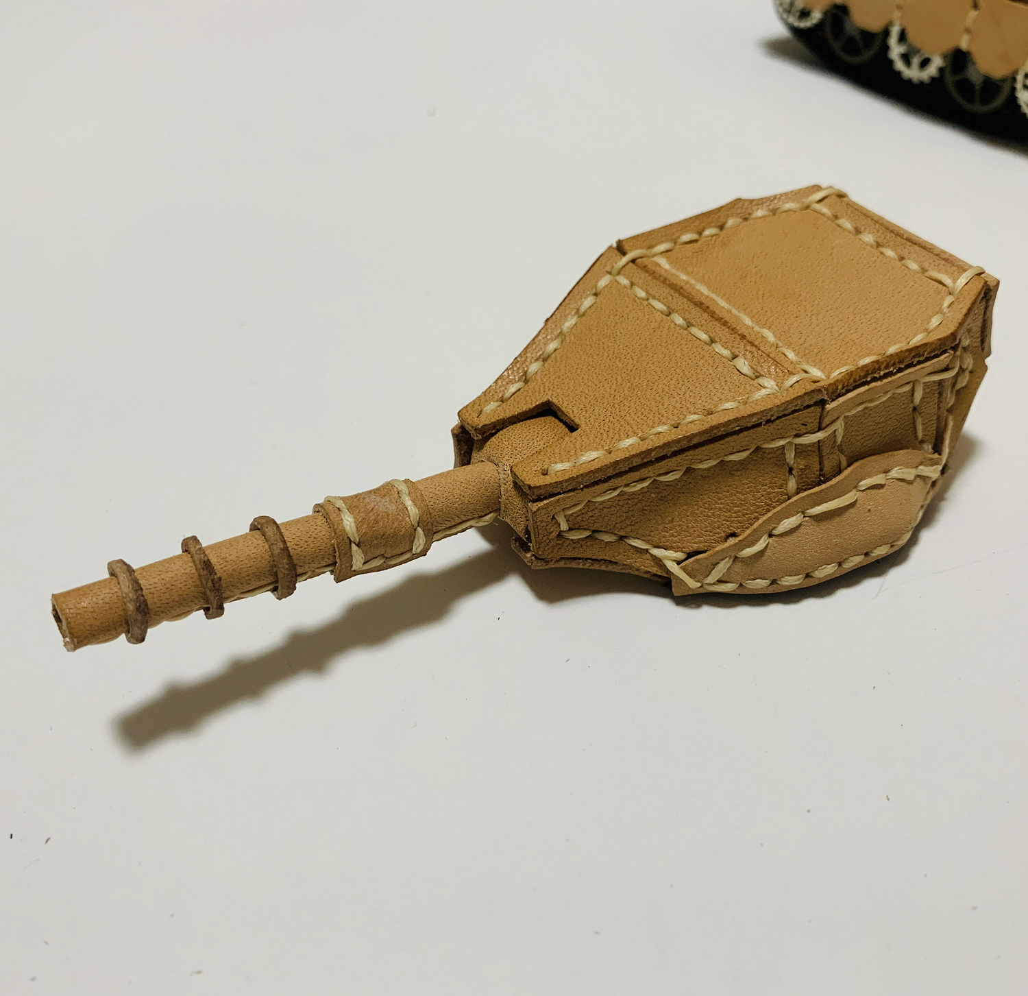 レザークラフトで戦車を作る　その４