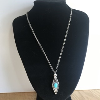 ペンダントの展示台届きました。