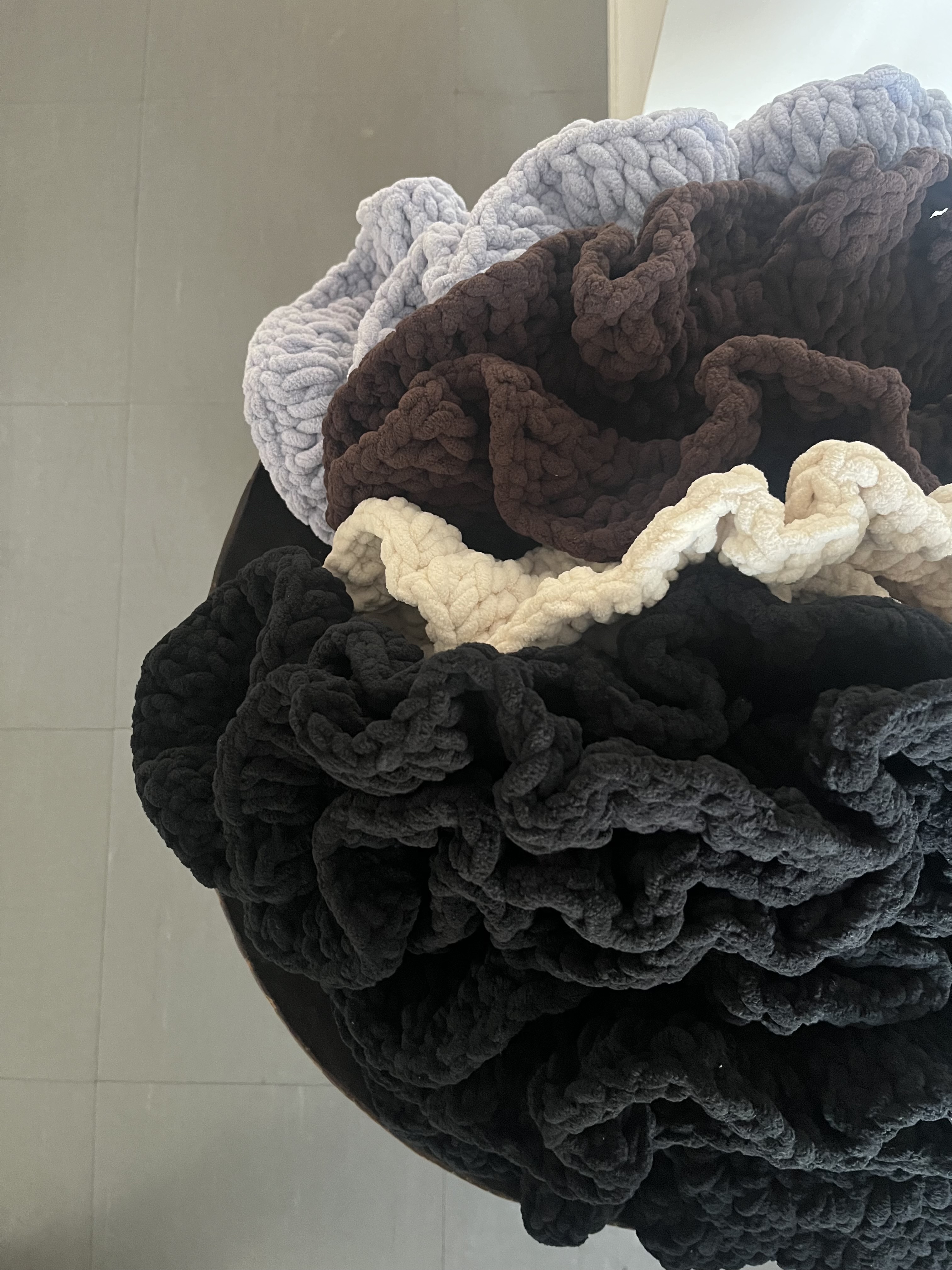 狙うは暖かなニットハットよ