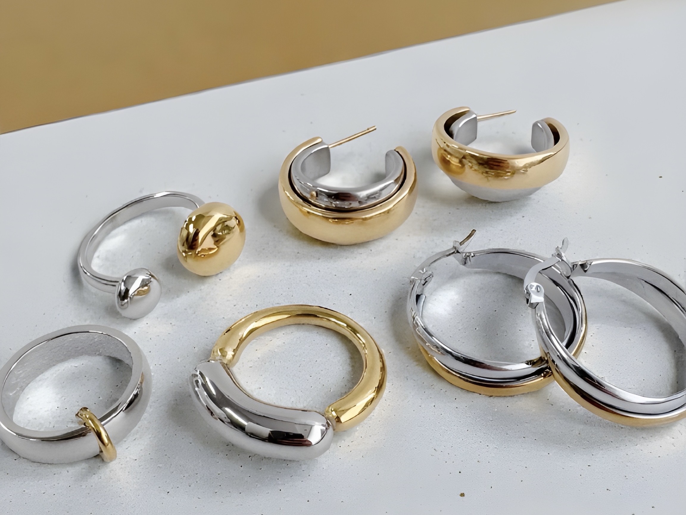 FUSIONシリーズ｜洗練のバイカラーアクセサリー