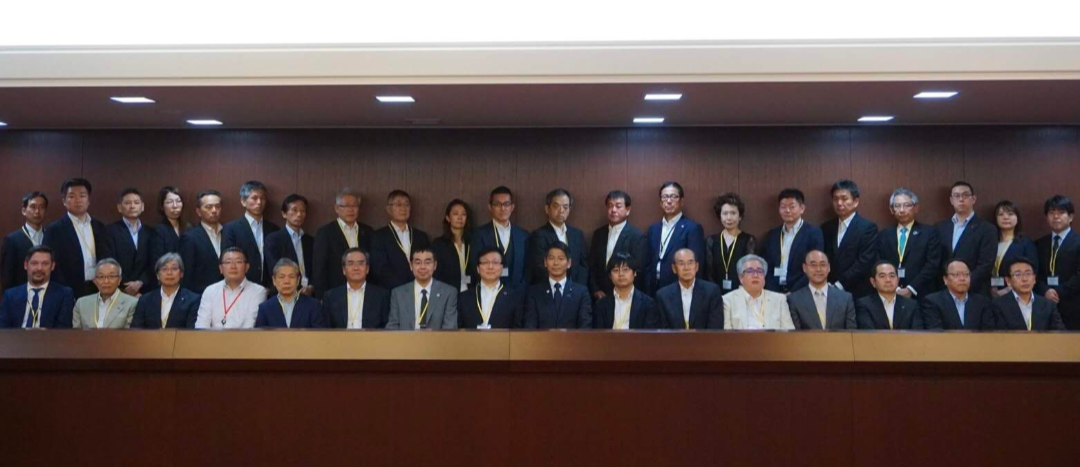2019年　日本の外務省からアフリカビジネスの特使に拝命されました。