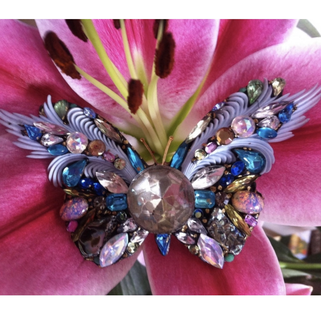 英国人デザイナー、アニー・シャーバーンについて