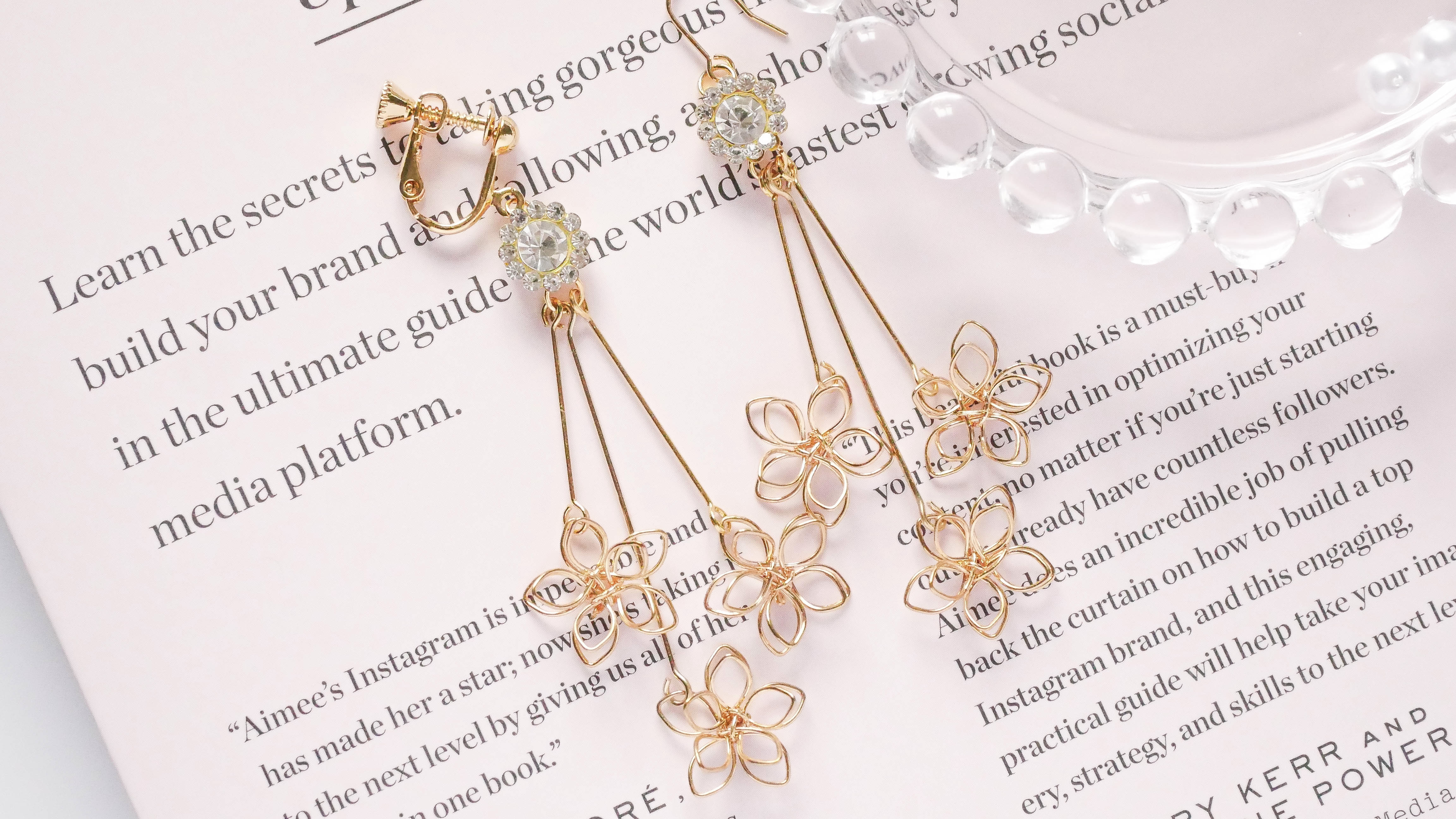 ワイヤーフラワーで作る大人の上品なロングアクセサリー