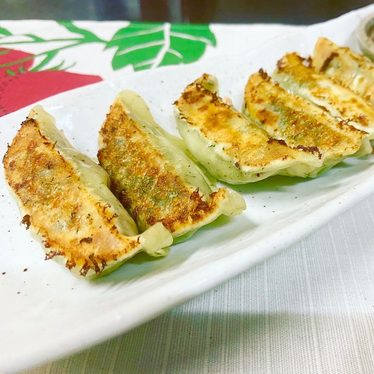 野菜嫌いの子どももパクパク♪ 小松菜餃子の魅力 【１０月７日まで限定でフードロスセール実施中】