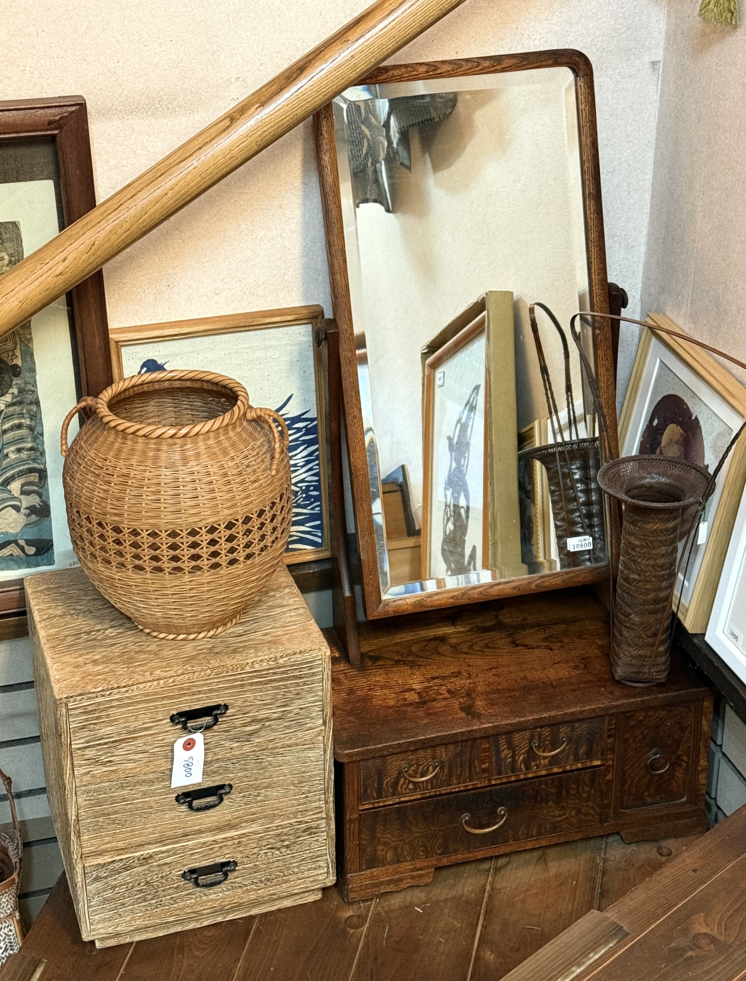 大正時代の鏡台入荷しました。（店頭）