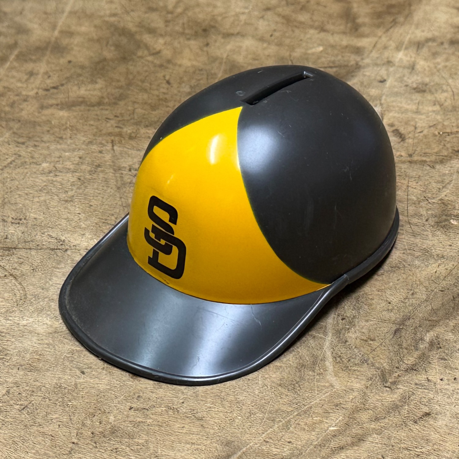 1973年 USA製 サンディエゴ・パドレス コインヘルメット（店頭）