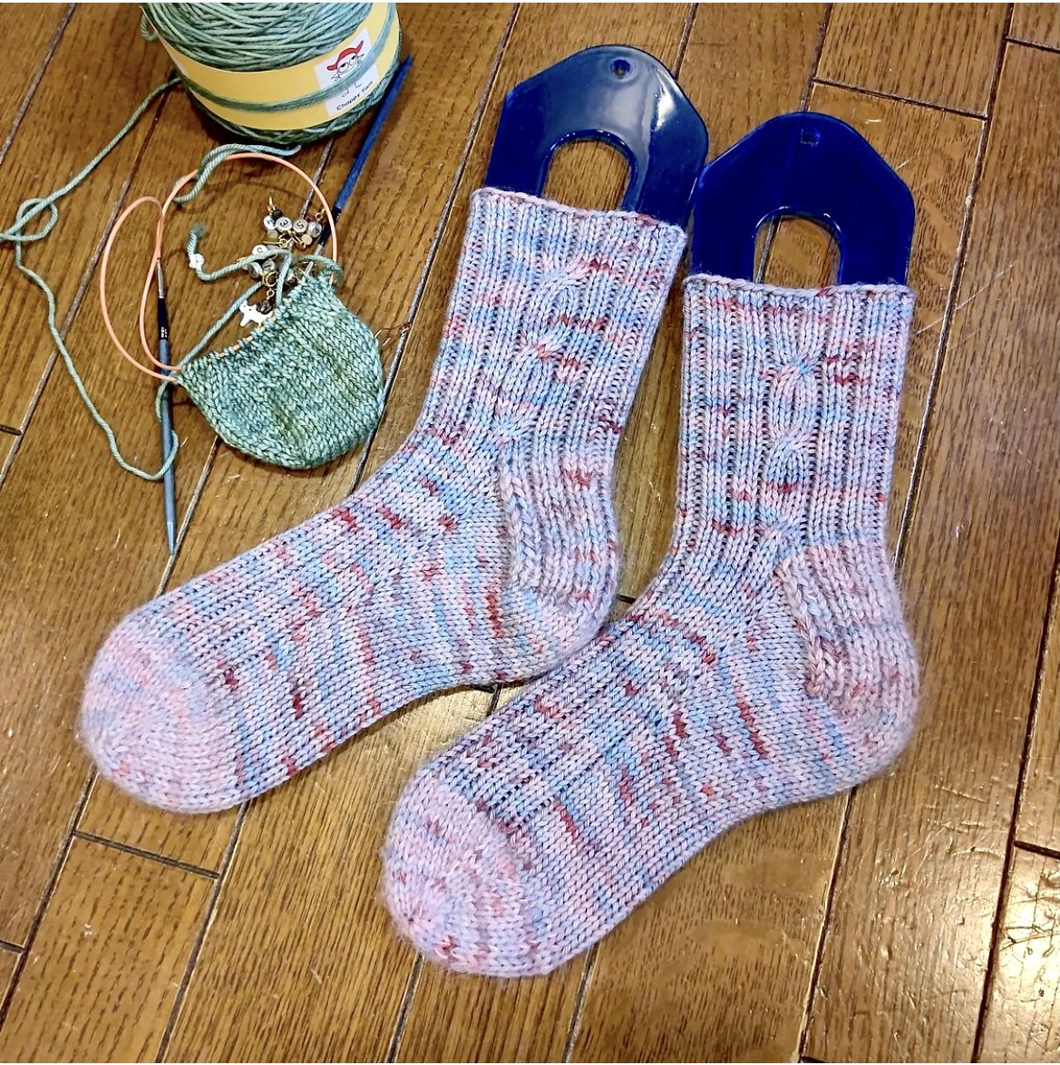 S様の作品のご紹介です‼️（DK No.2、mohair silk No.1））