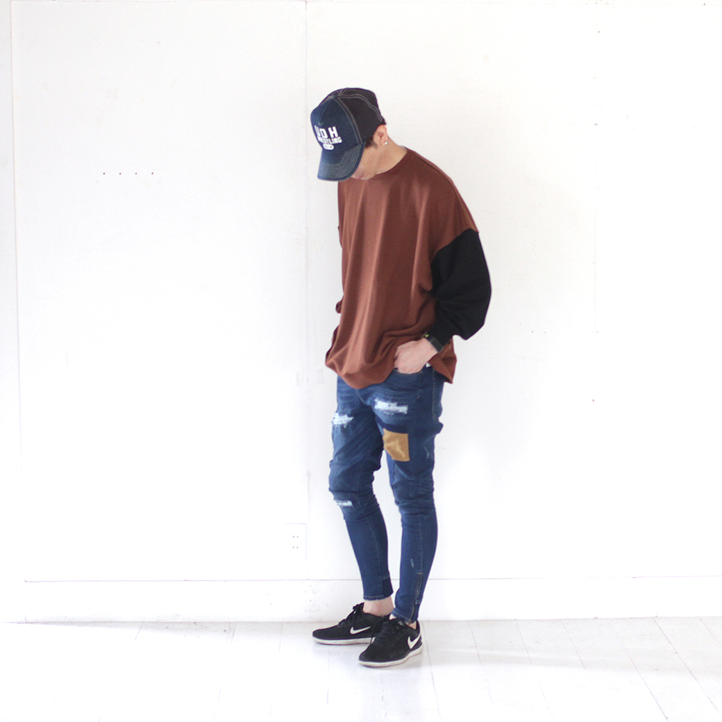 ダメージスキニーパンツ、入荷したお〜〜〜〜♪