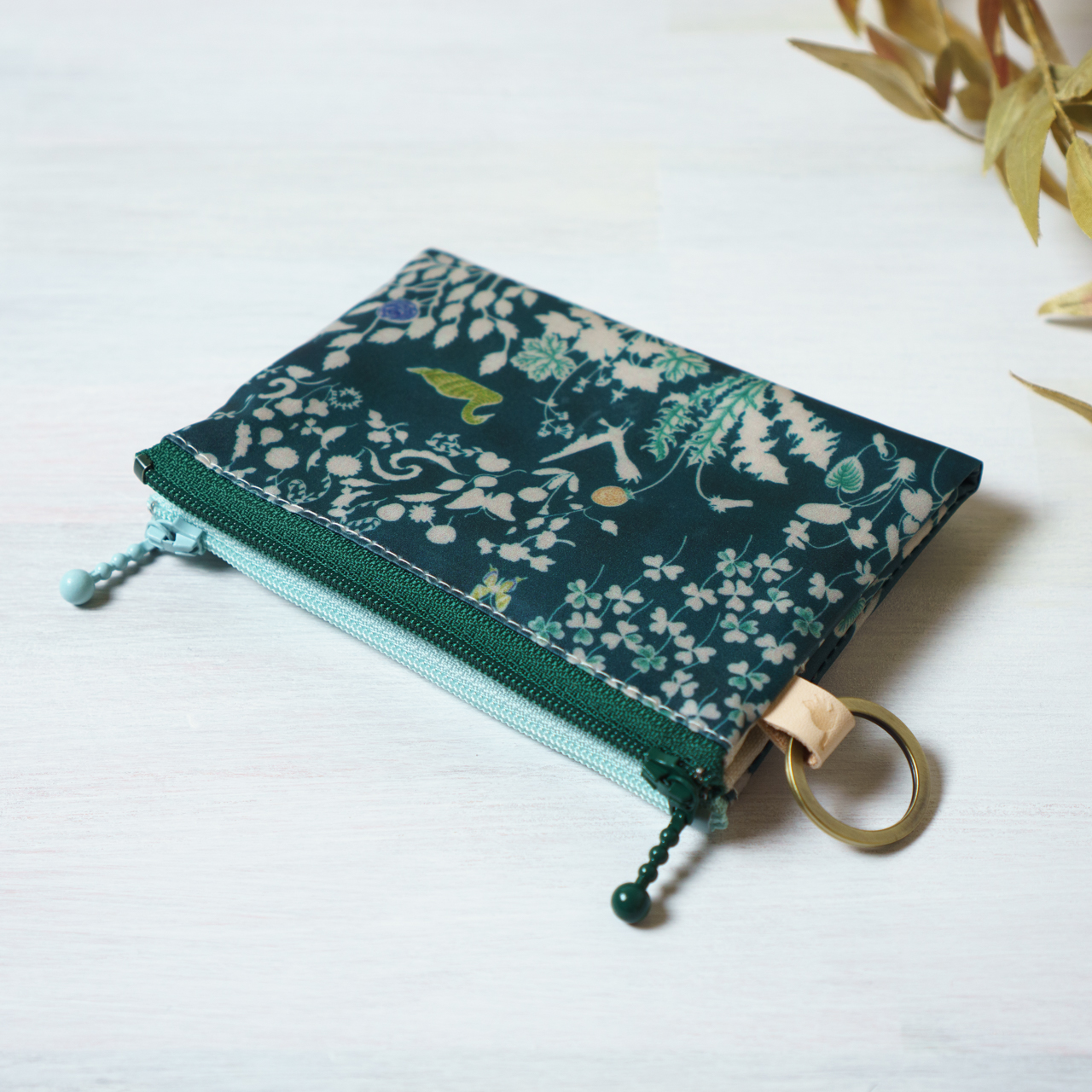 新作ダブルカードポーチ販売開始しました