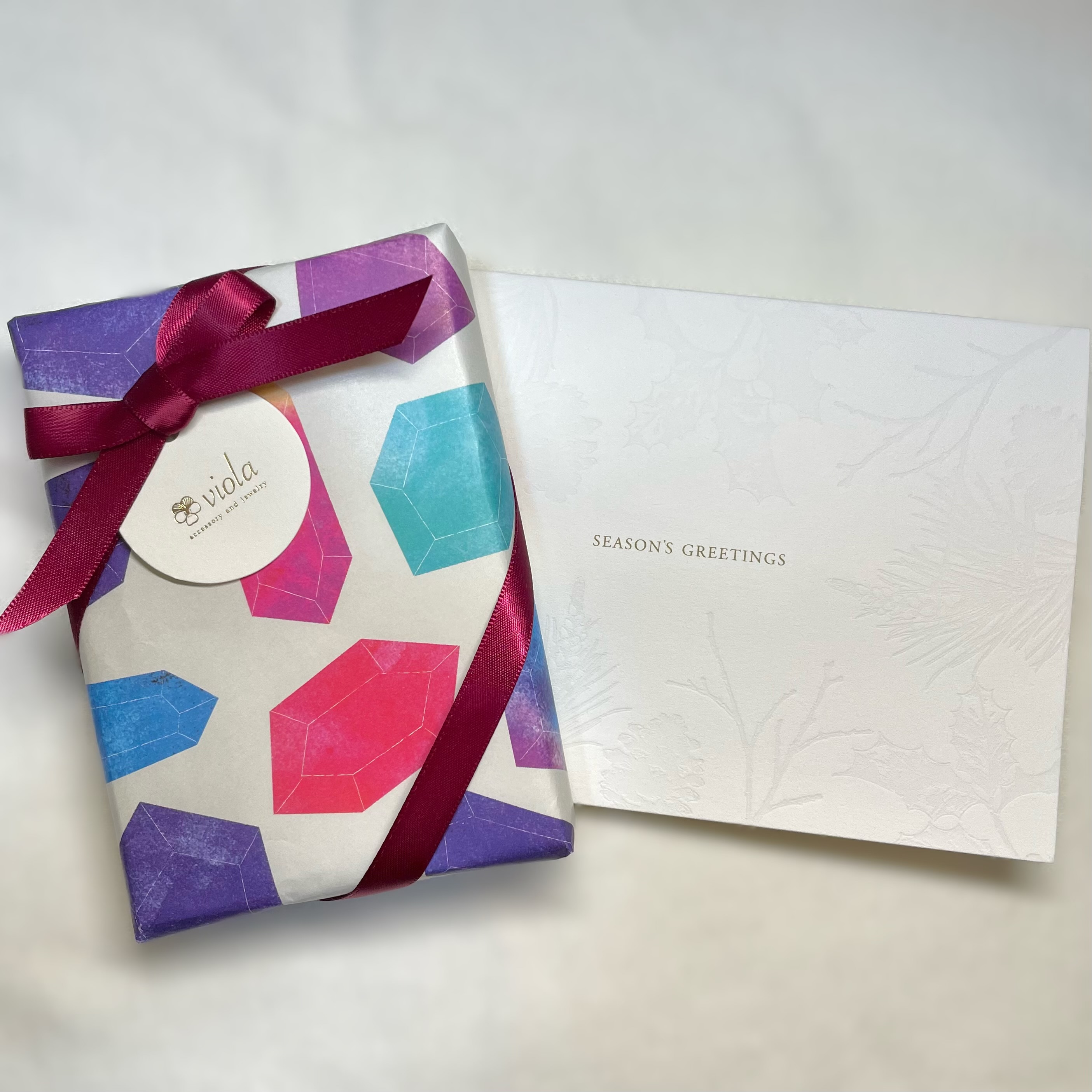 ホリデー限定ギフトラッピング&シーズンクーポンのご案内