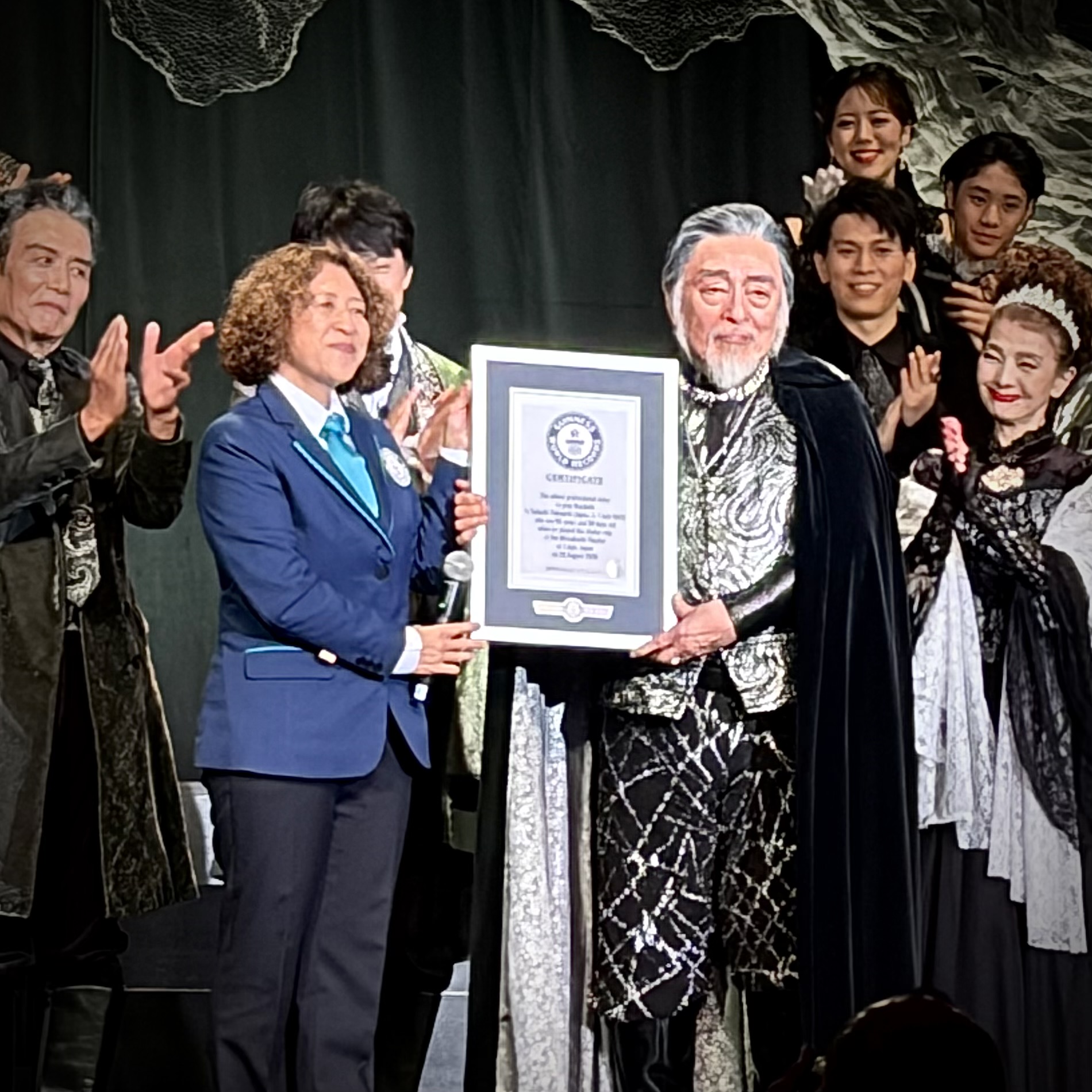 プレビュー公演とギネス認定式