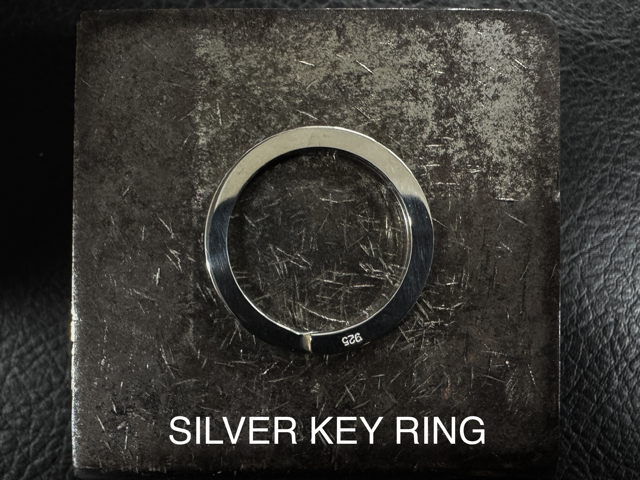 KEYRING & EARRING BACK (ピアスキャッチ)が変わります