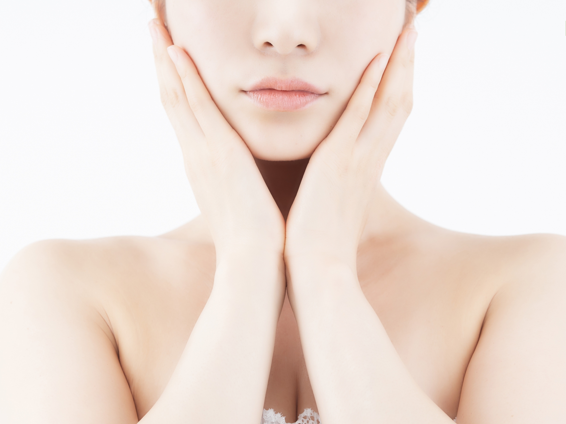 【美白効果抜群のパックは〇〇】