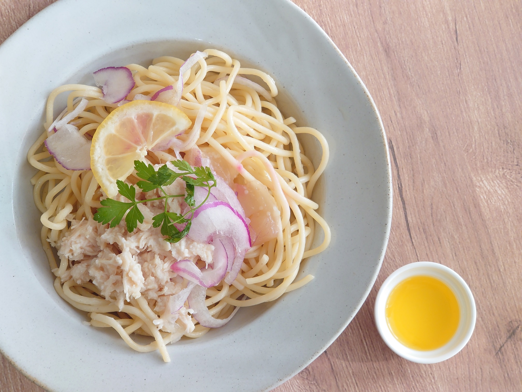 じめじめの季節に さっぱり食べる冷たい麺と亜麻仁油