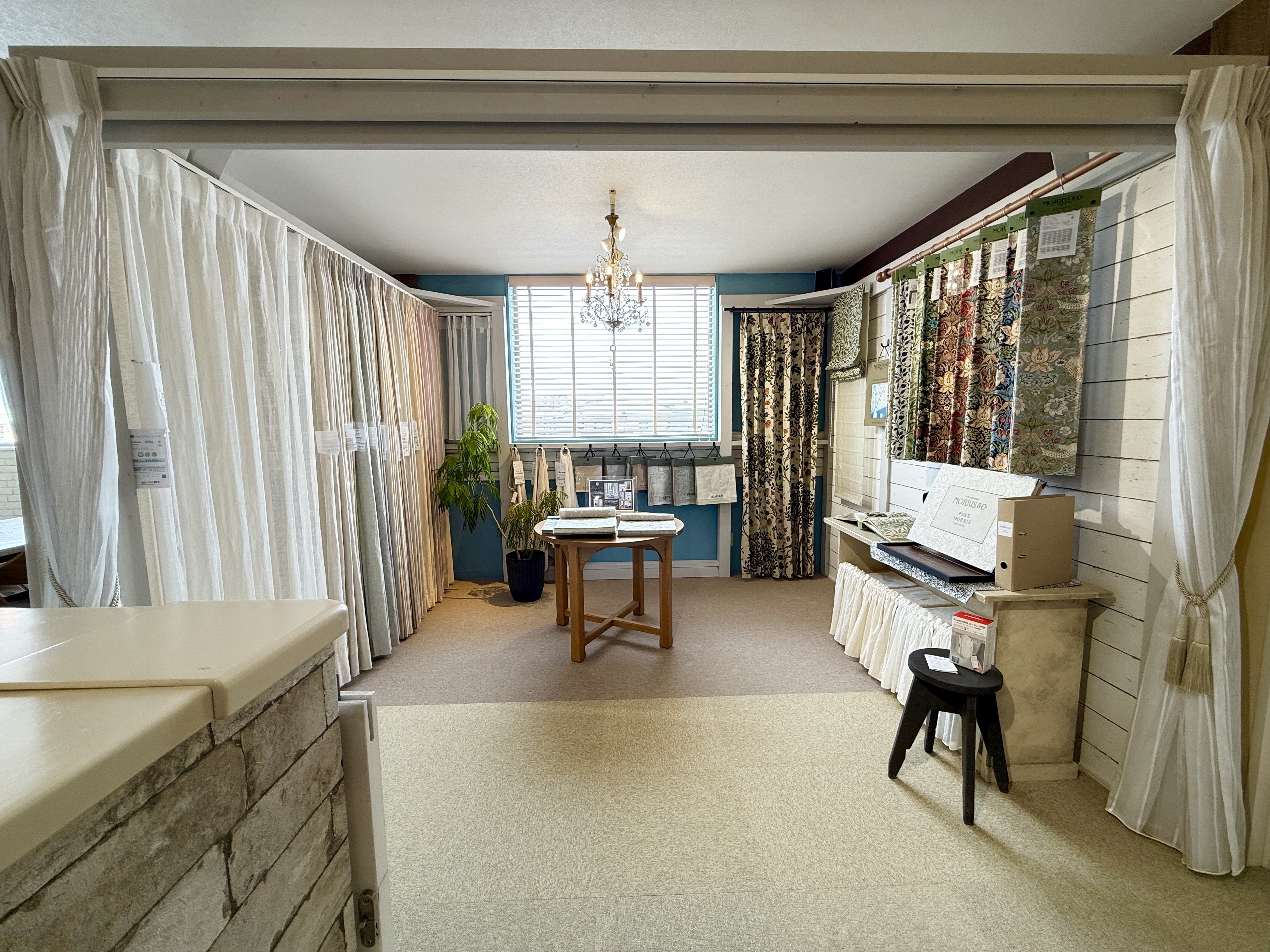 御新築やお引越しに伴うカーテン選びやお見積りのご依頼など、お気軽にご相談ください。