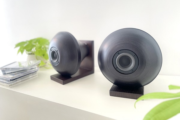 【Loud SPEALER Noir  18cm model】 発売