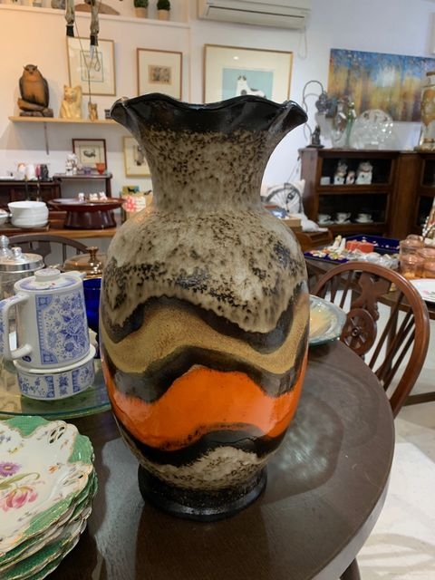 ドイツヴィンテージ　 ファットラヴァ　FAT LAVA 大型花瓶入荷です。