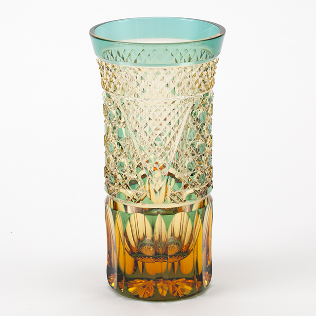 江戸切子の店 約300点の商品を門脇硝子加工所の工房でご覧いただけます。