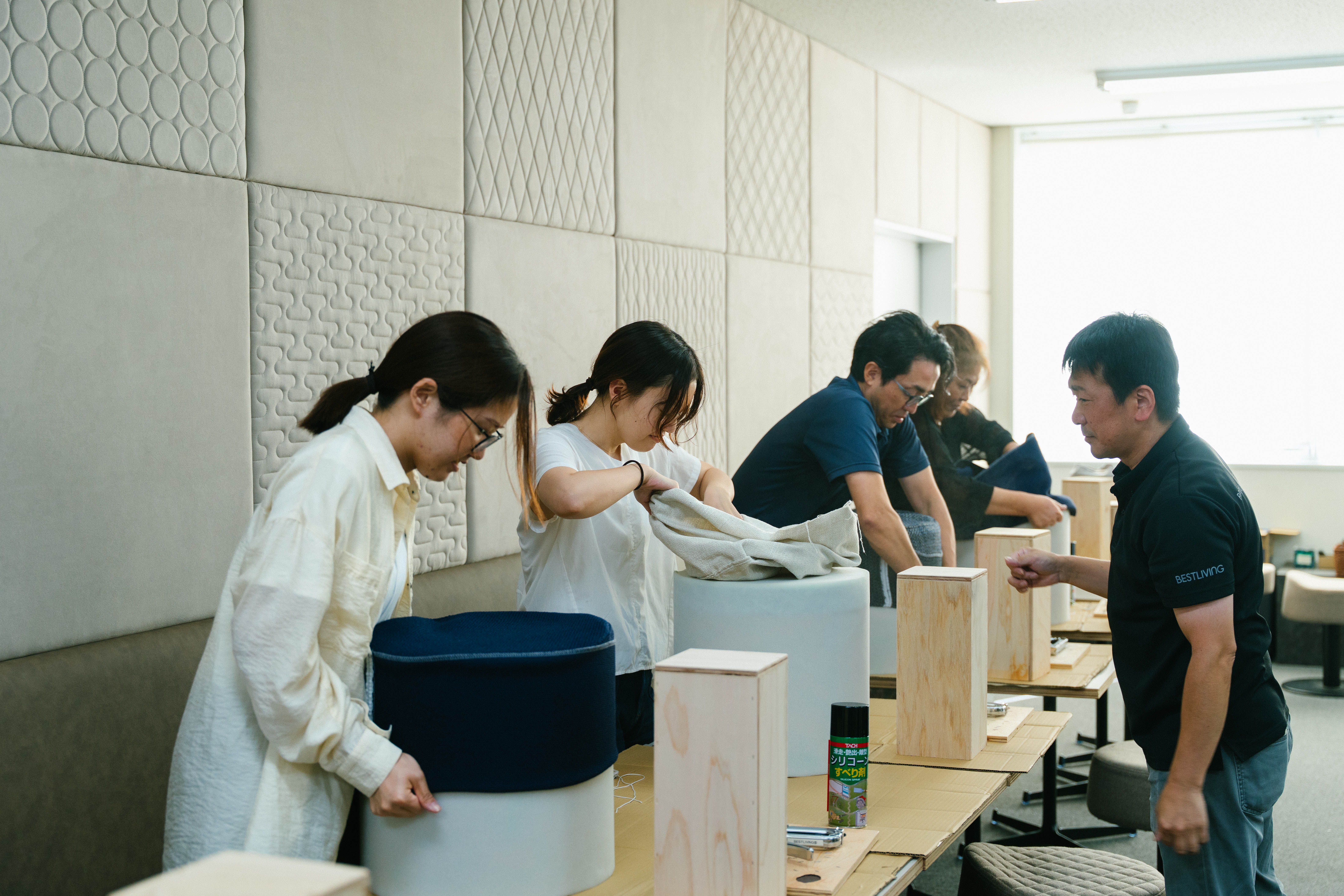 工場見学＆スツールづくり体験を11月20日・21日に開催します