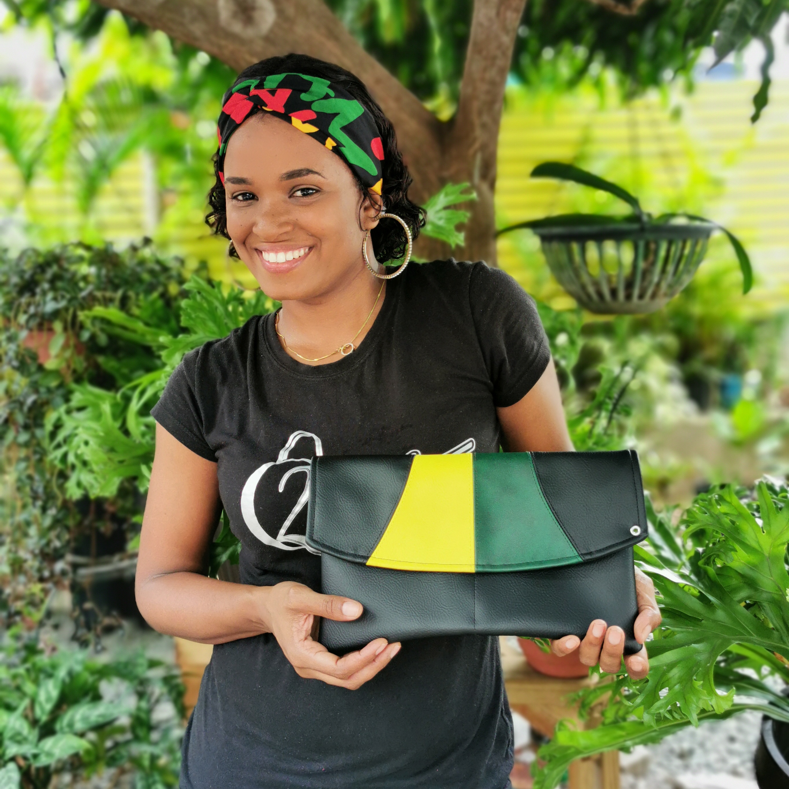 予約販売開始！！　ジャマイカのハンドメイドバッグ「2 qute collection」