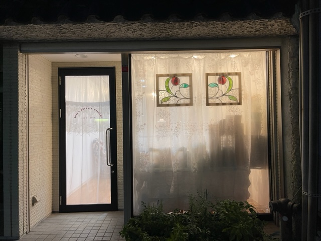 白いお部屋でのんびりと自分時間を漂っています！