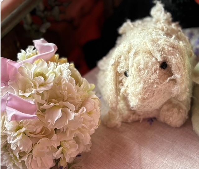 HAPPY EASTERちっくなおやつ時間と思いもかけず懐かしい人たちの消息が届いてむねあつでした。