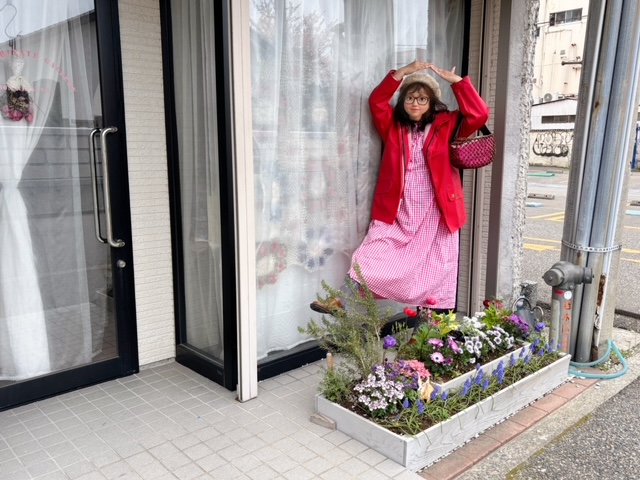 桜の花も木蓮も散ってしまったけど見れて良かったと思う春の日なのでした。