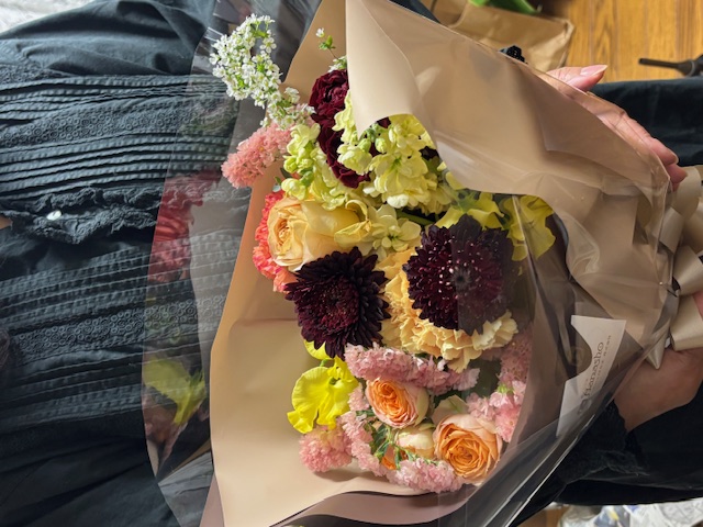 また愛ましょう〜〜。うん!そうしましょう〜〜❤️