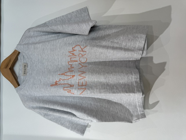 Tシャツ