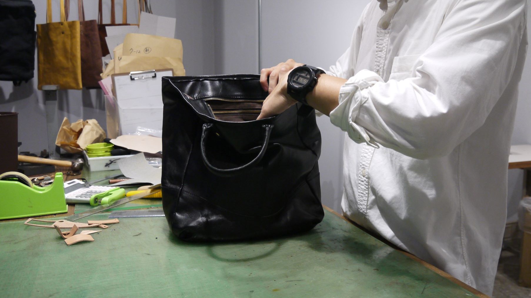 以前掲載していたアイテムをマイナーチェンジして個展に展示します。