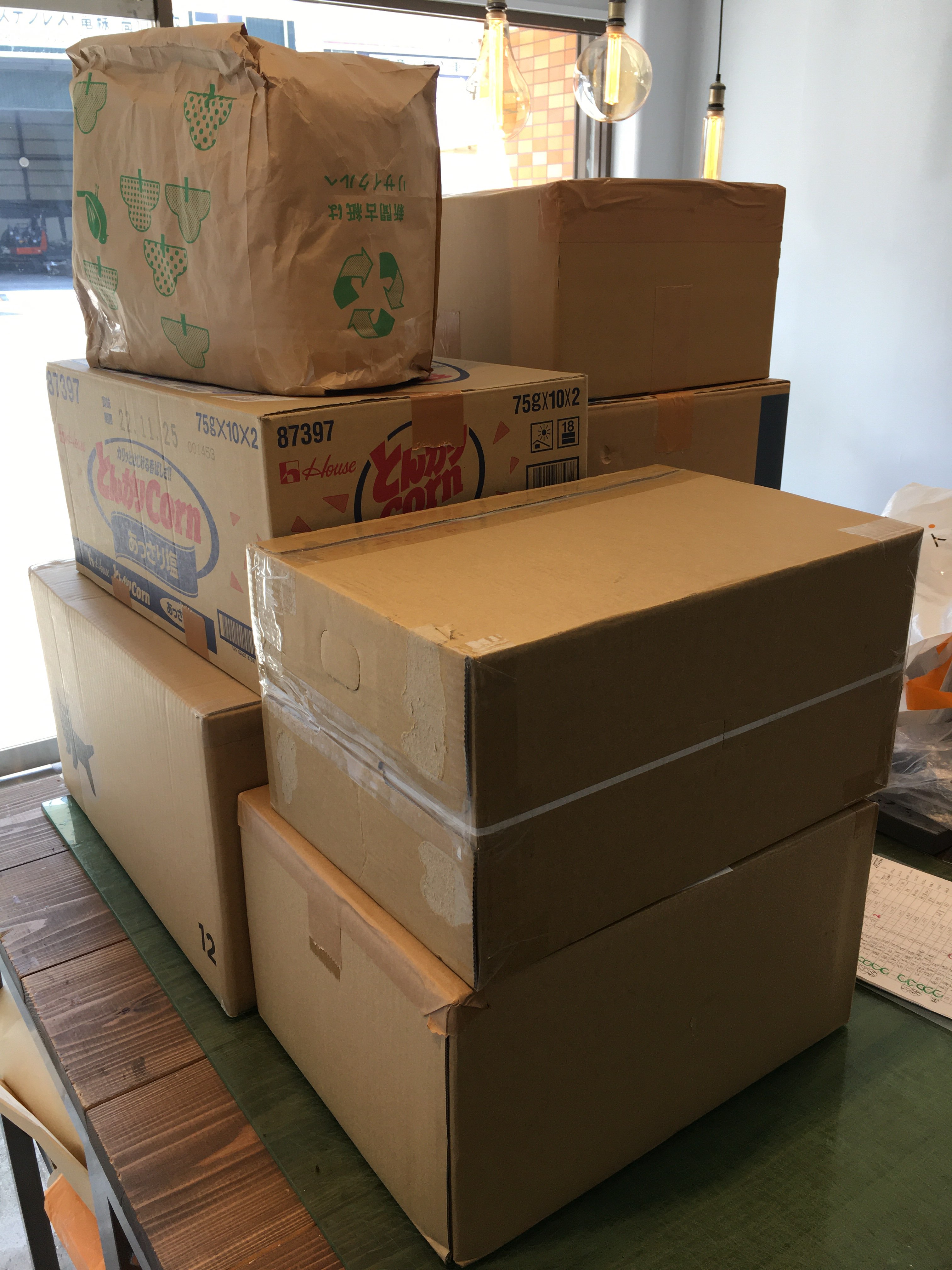 本日から続々と荷物が到着しています。