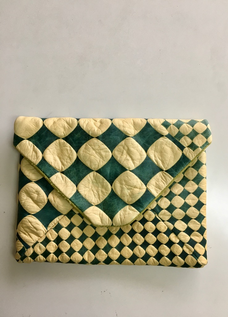 新素材を使ってサンプル製作