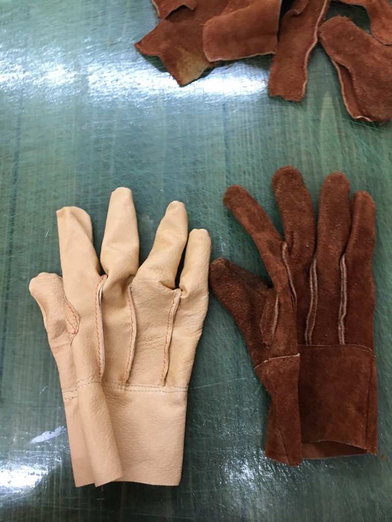 年始のひとり研修・・・キャンプ用グローブを解体し構造を理解。