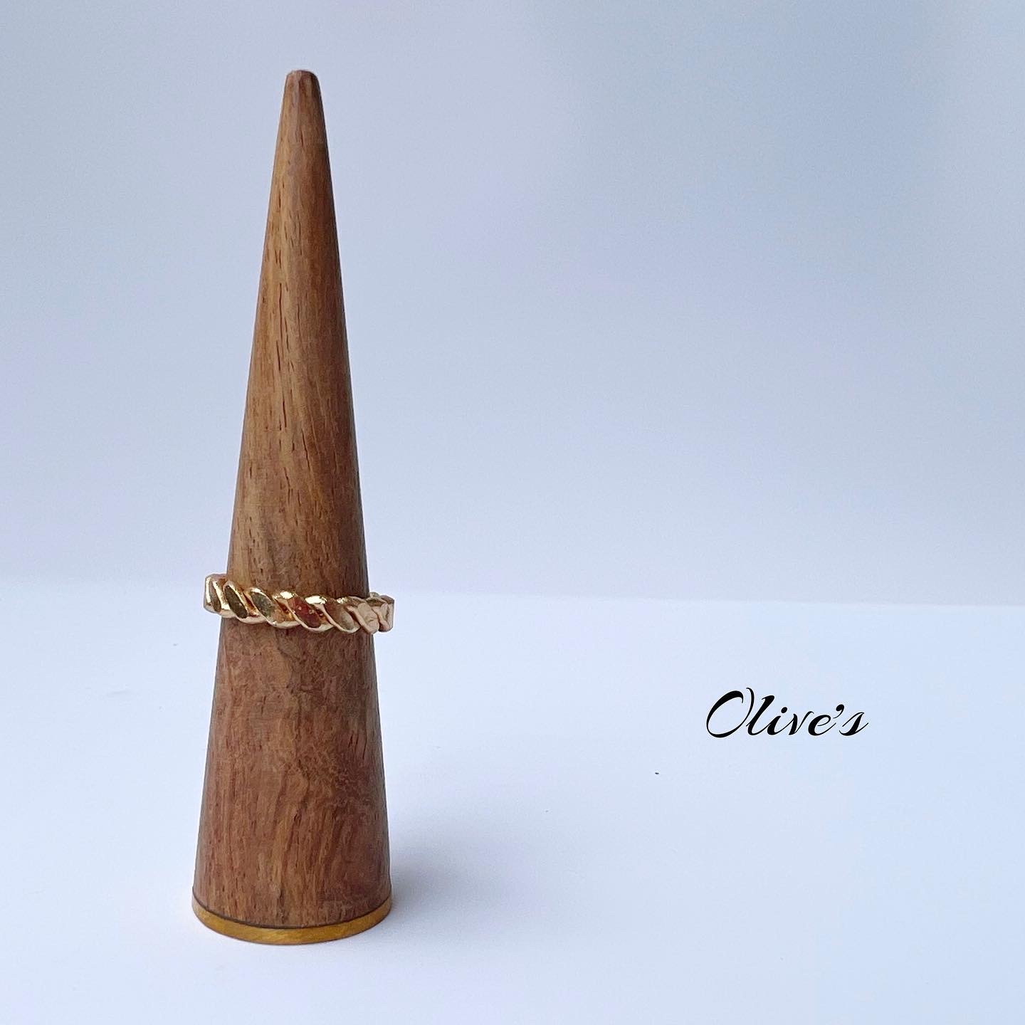 シンプルでおしゃれなリング登場‼️